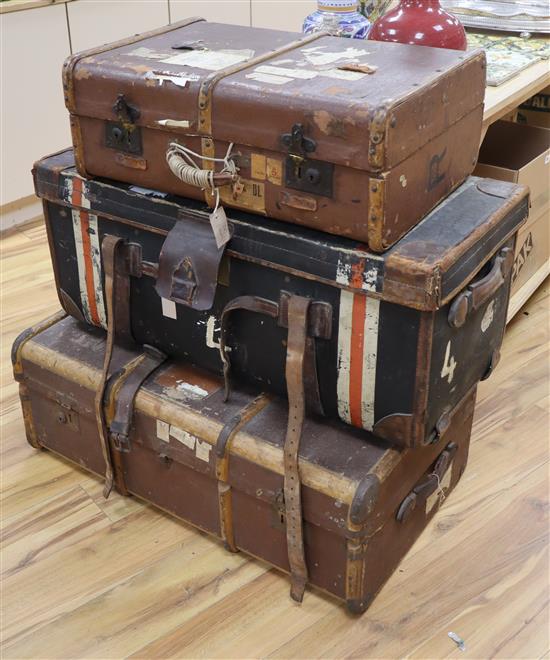 Four vintage travelling trunks largest W.90cm